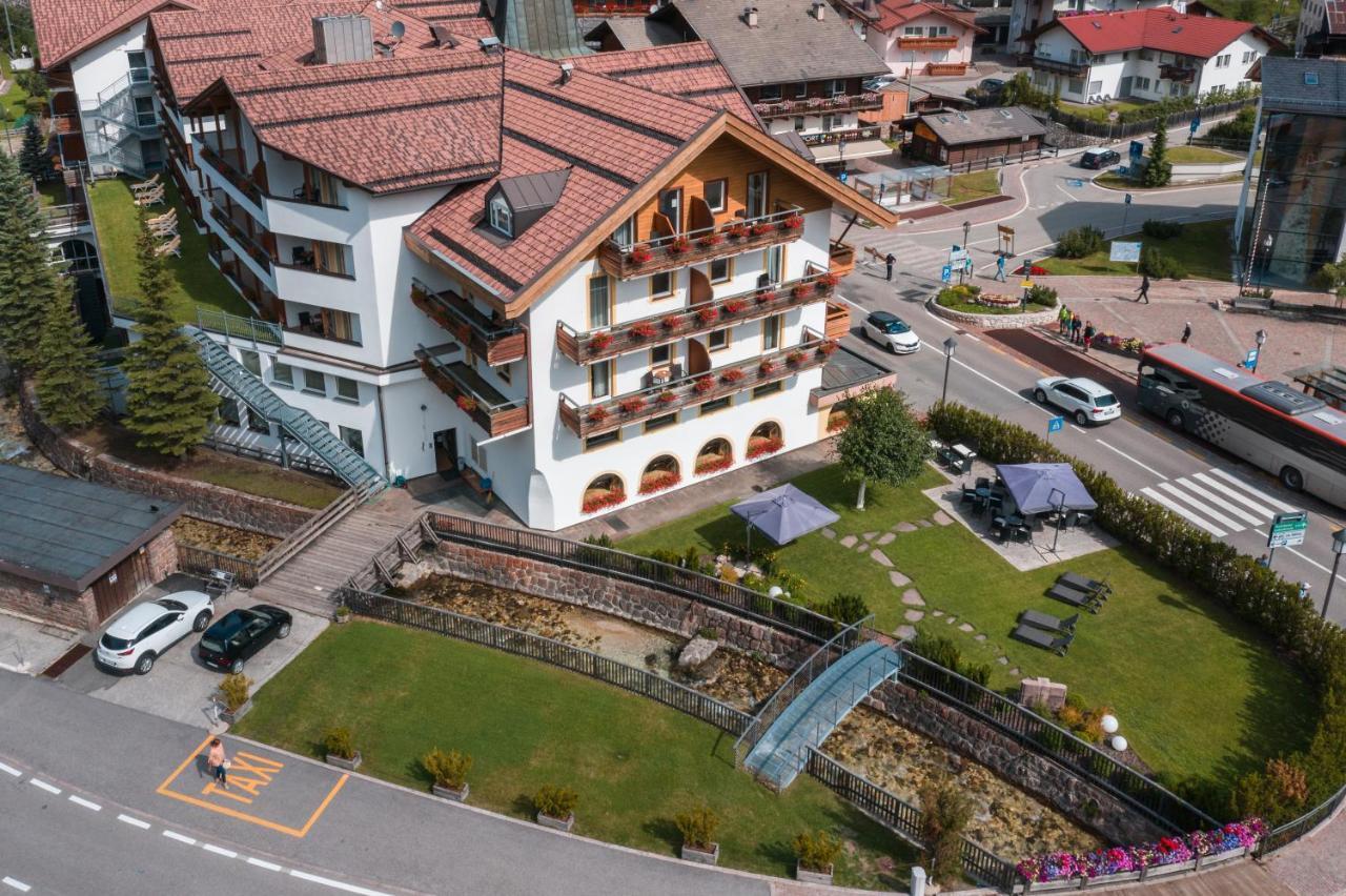 Hotel Oswald Selva di Val Gardena Eksteriør bilde