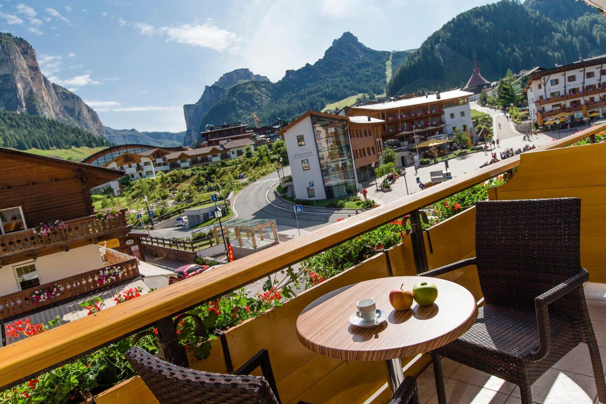 Hotel Oswald Selva di Val Gardena Eksteriør bilde