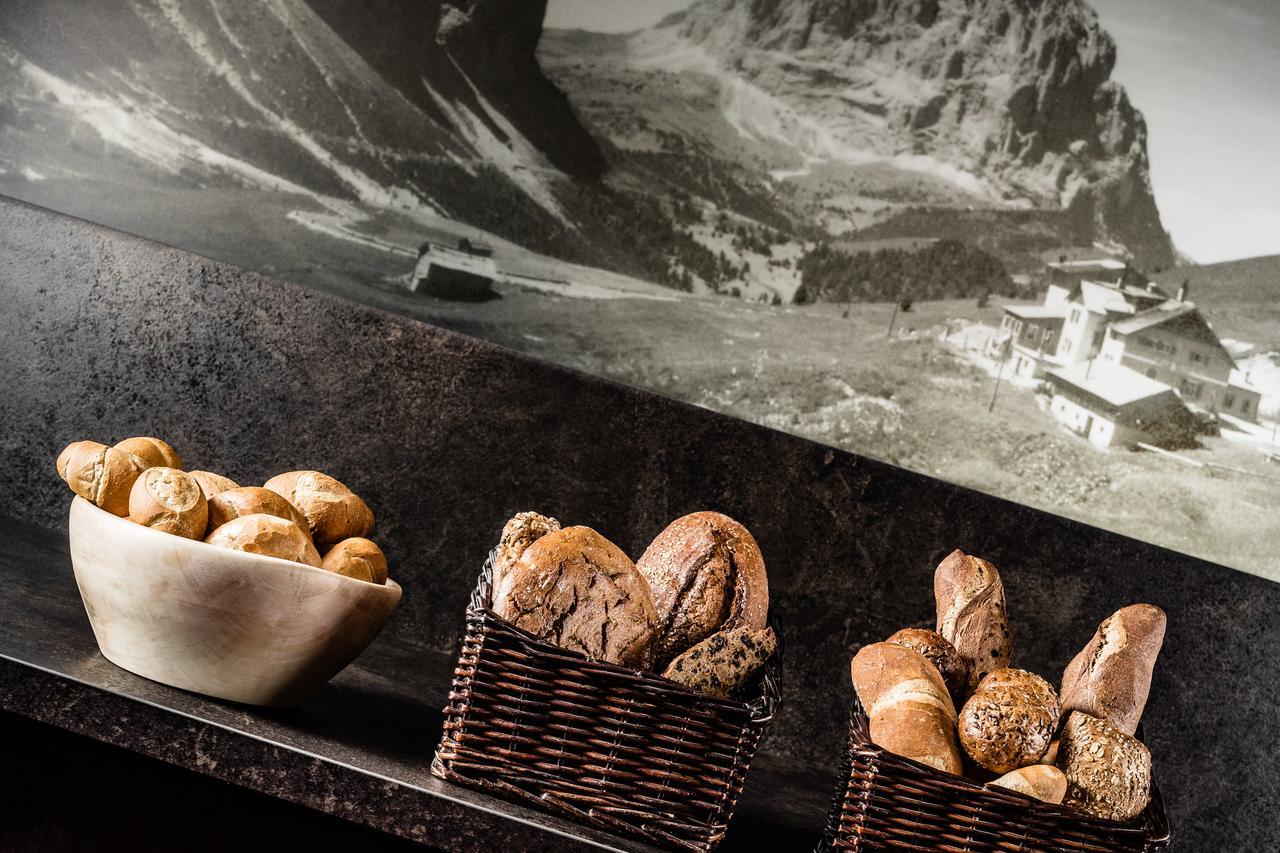 Hotel Oswald Selva di Val Gardena Eksteriør bilde